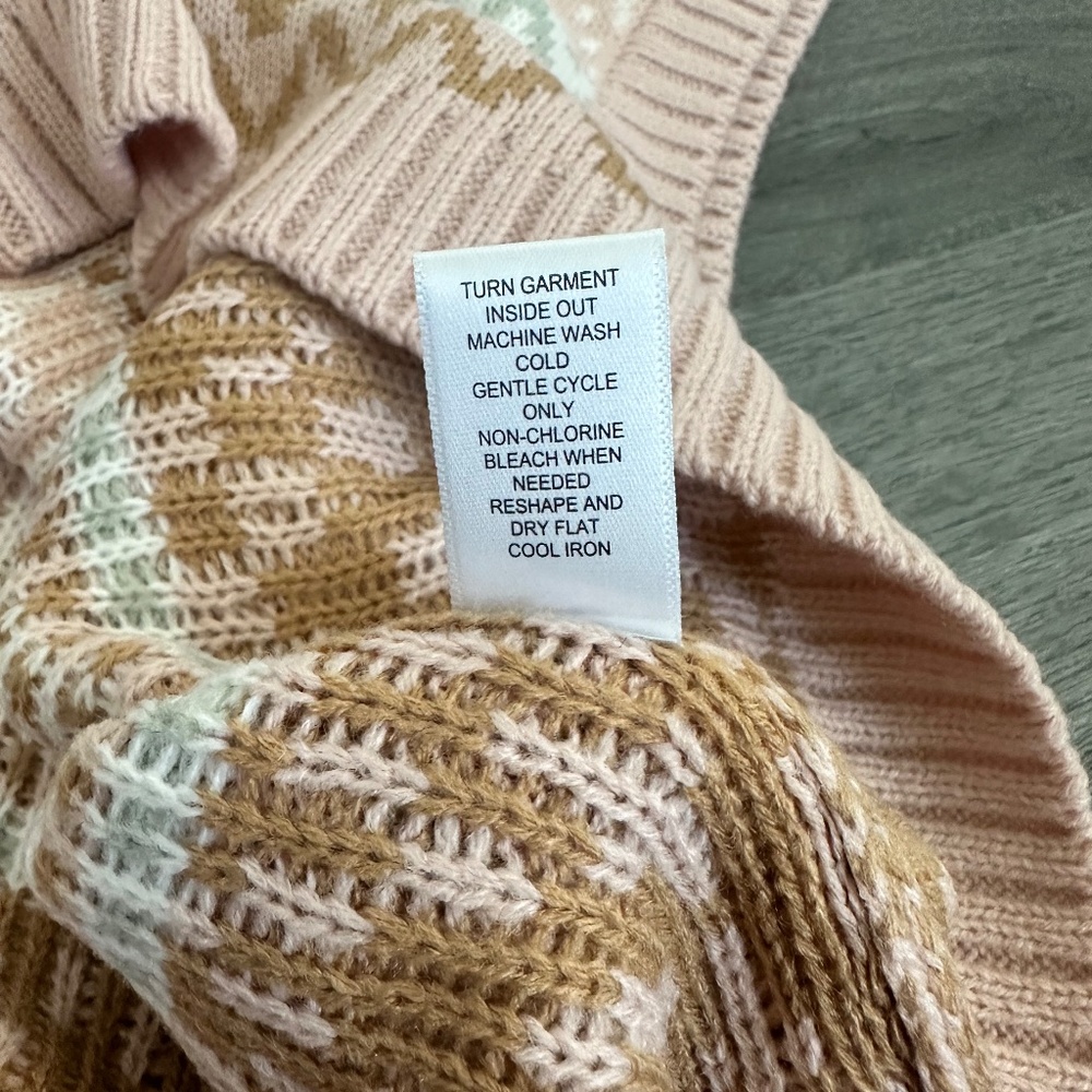 Hazel Moon Sweater Vest Knit Top Pink - Picture 10 of 10